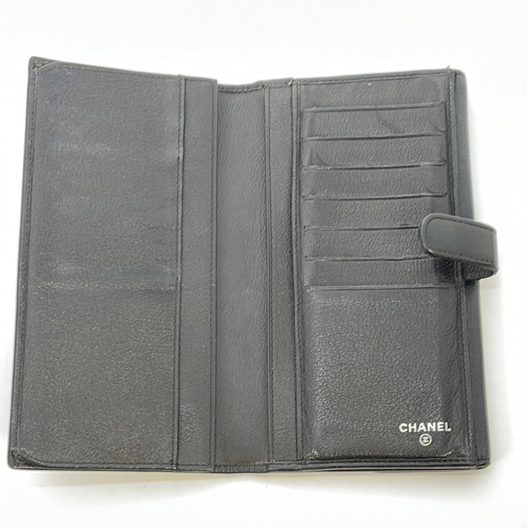 PRELOVED Chanel Camellia Black Leather Flap Wallet 13019334 020123