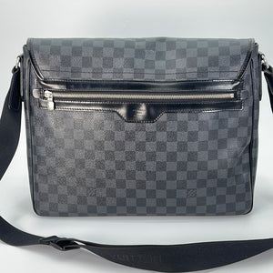 Louis Vuitton Damier Graphite Daniel GM Messenger Bag Black Grey