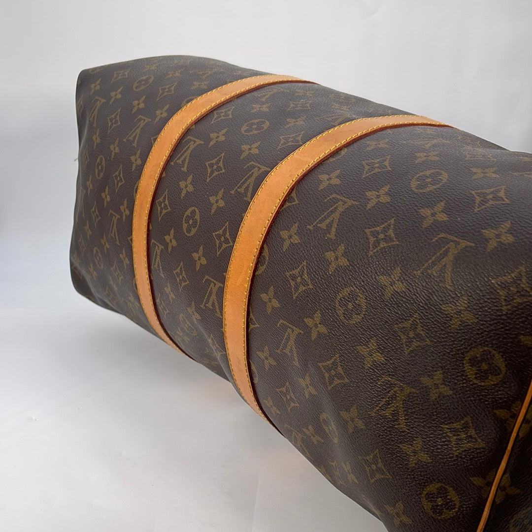Louis Vuitton Keepall 50 Duffel Bag with Strap – Luxury Locker