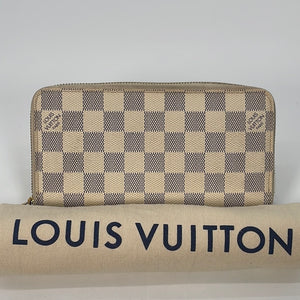 White Louis Vuitton Damier Azur Zippy Wallet – Designer Revival