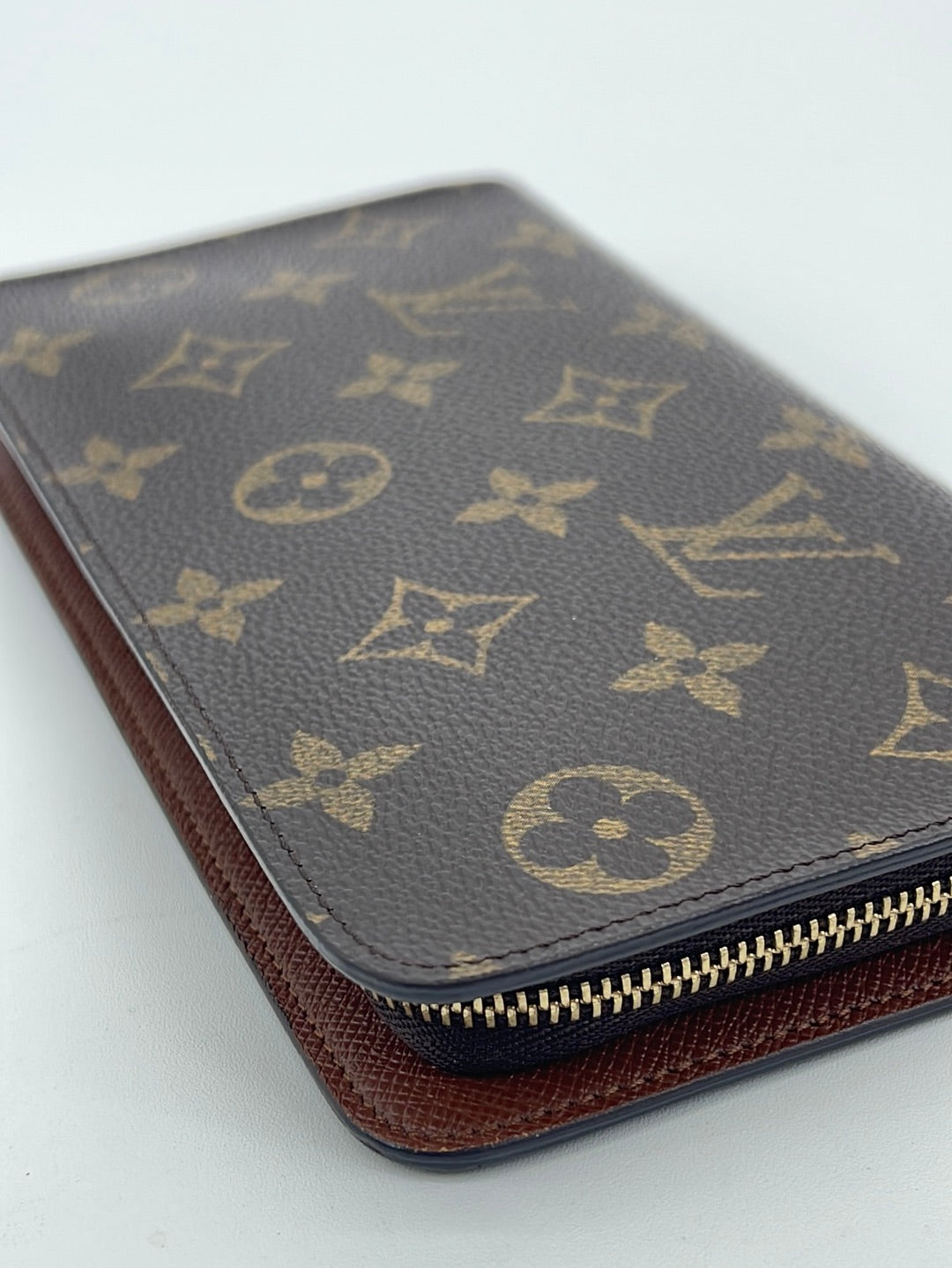 Louis Vuitton AS IS 2005 Suhali Goatskin Leather Compact Bifold Zip Wallet