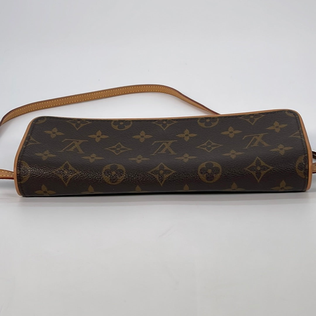 LOUIS VUITTON Monogram Pochette Twin GM Shoulder Bag Brown With Storage Bag  Used