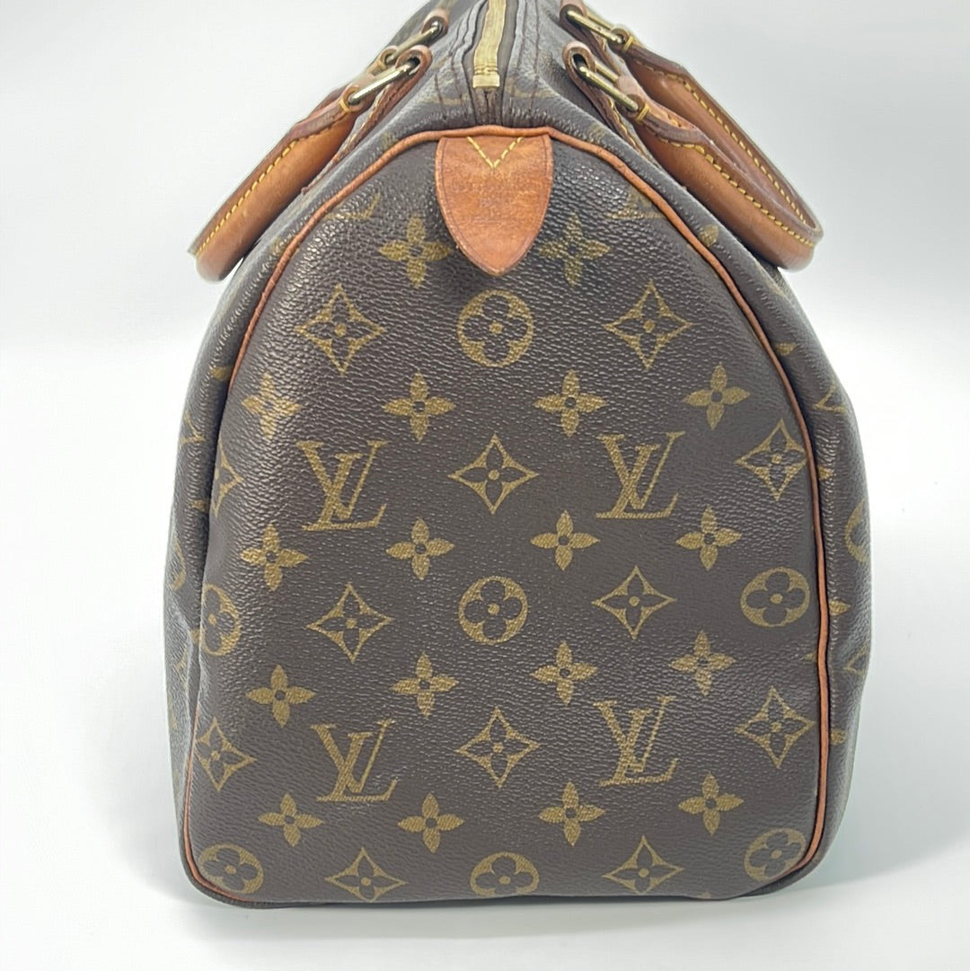 Louis Vuitton personalized pink speedy <3 Soooo getting this for my  Birthday!!!!