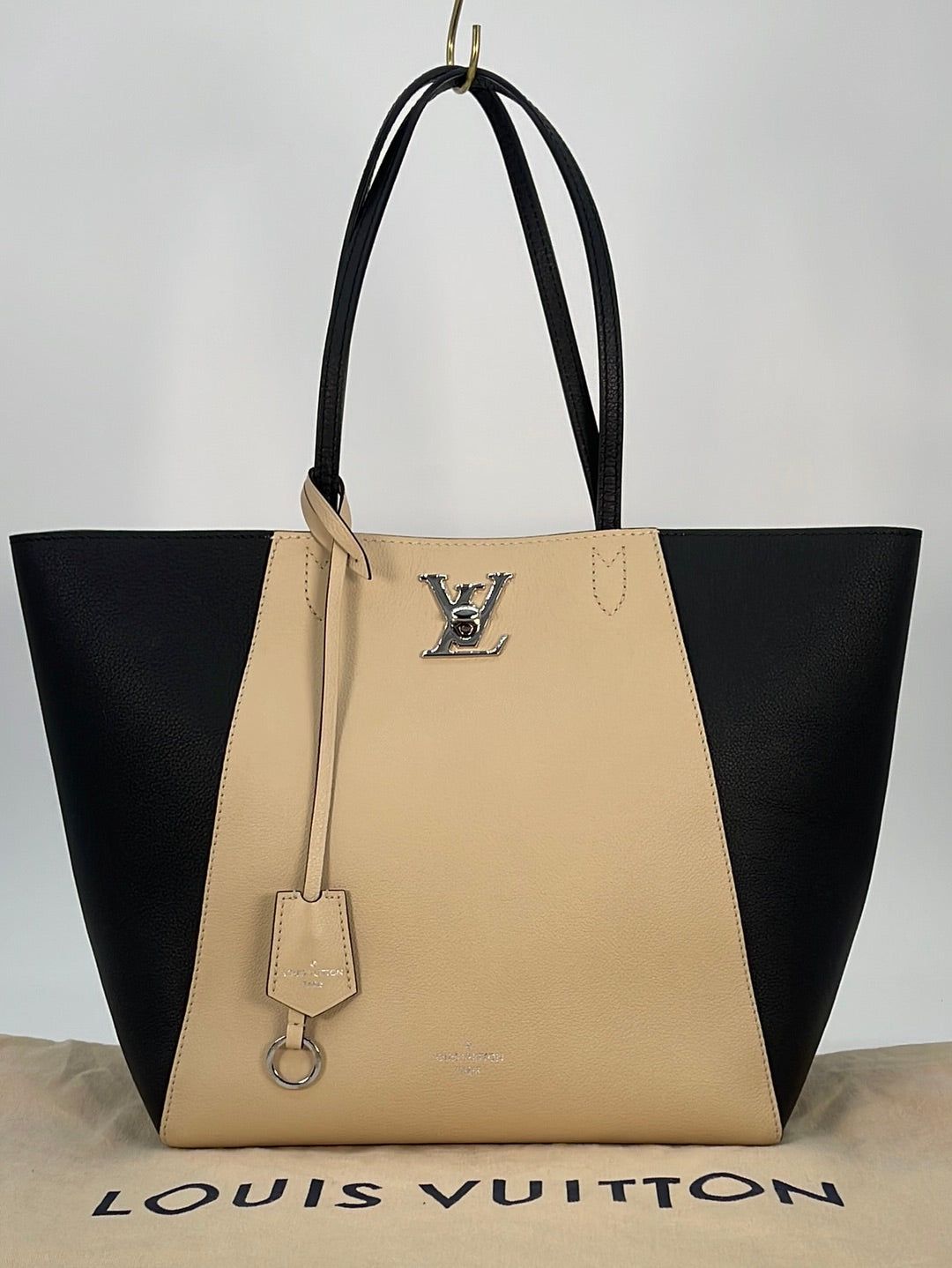 Preloved Louis Vuitton Cream and Black Leather Lockme Cabas Tote