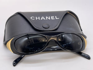 Preloved Chanel Cat Eye Sunglasses with Case 84 103122