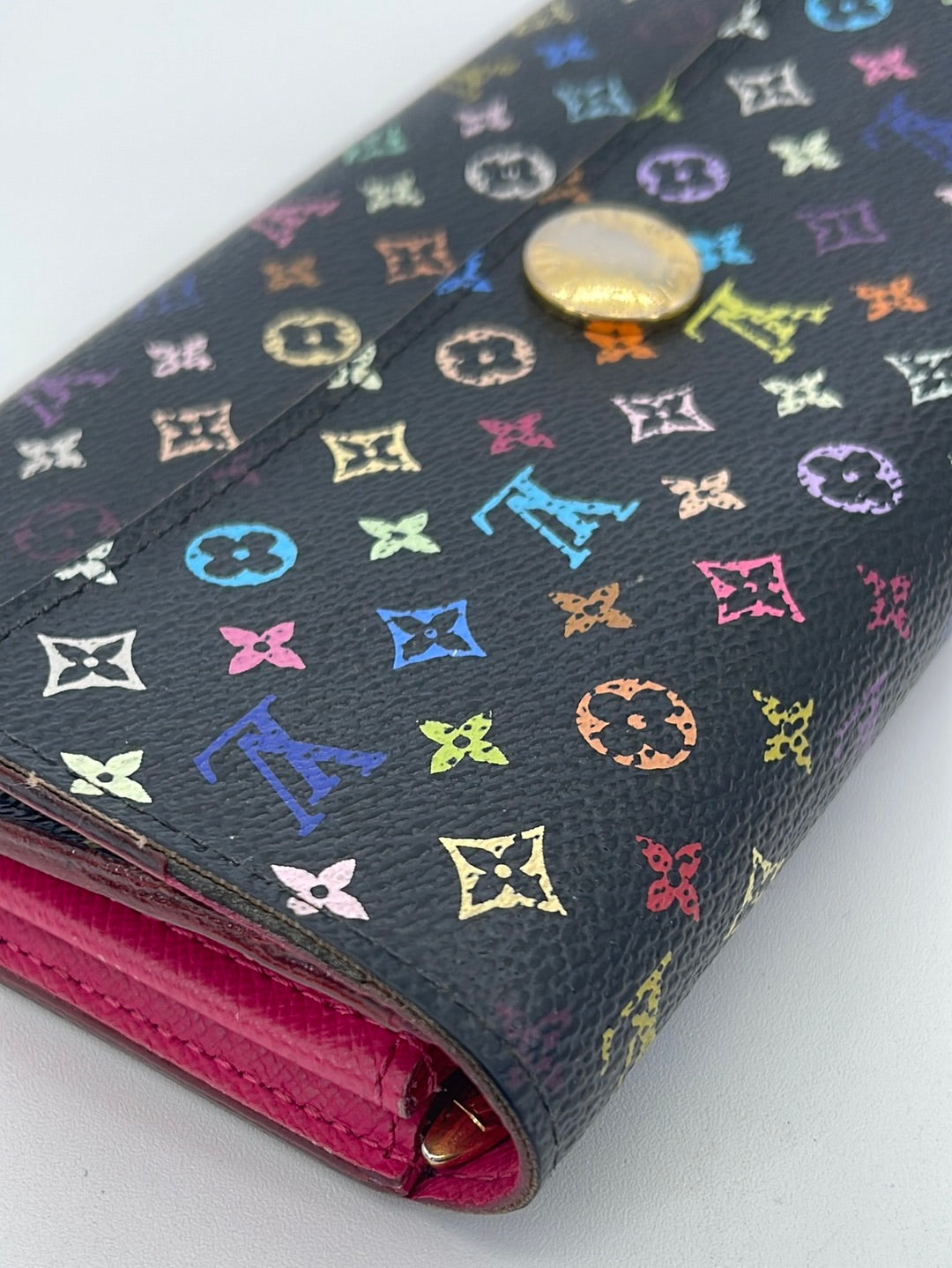 Leather purse Louis Vuitton Multicolour in Leather - 34146945