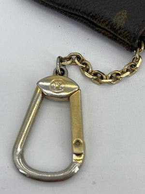 Louis Vuitton Monogram Coin Purse Key Holder – The Closet