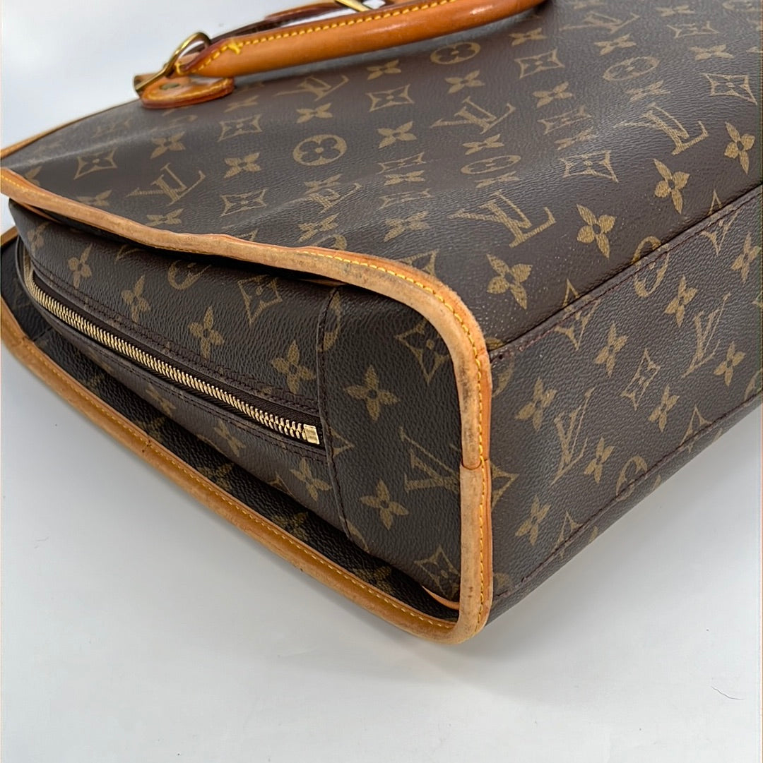 Preloved Louis Vuitton Hand Bag Rivoli Monogram Briefcase MI0020 01282 –  KimmieBBags LLC