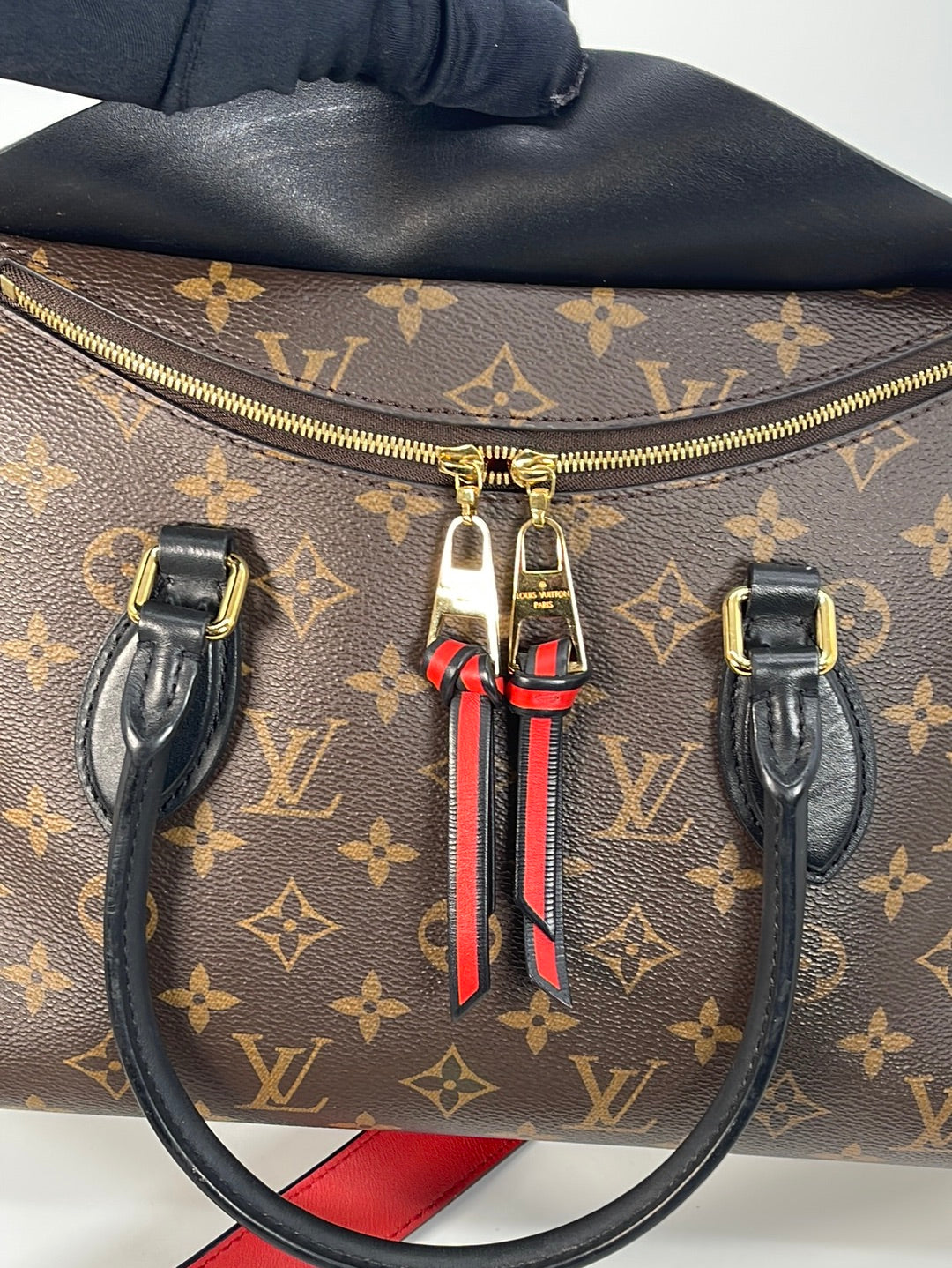 Tuileries Besace, Used & Preloved Louis Vuitton Shoulder Bag, LXR USA, Brown