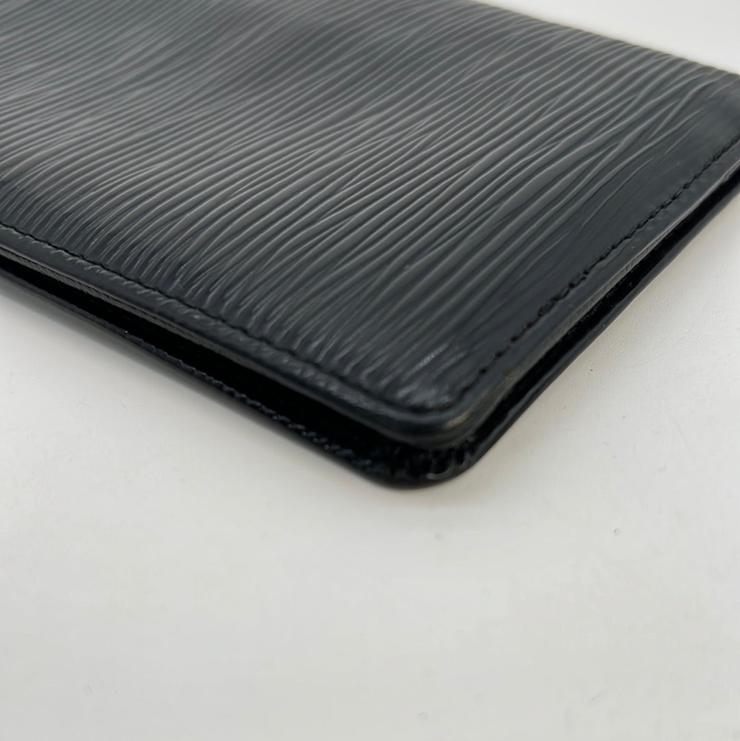 PRELOVED Louis Vuitton Black Epi ID Card Case SP1022 060923 – KimmieBBags  LLC