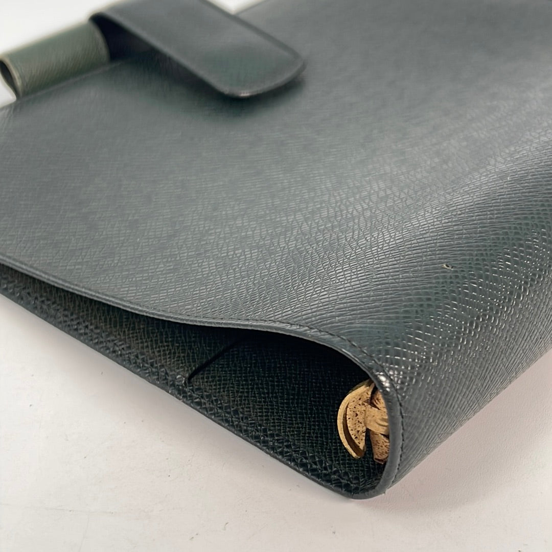 Authentic Louis Vuitton Forest Green Taiga Leather Agenda GM