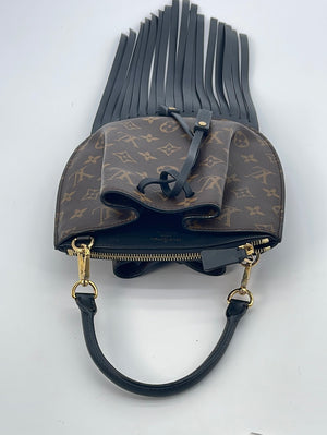 Louis Vuitton Fringed Noe Bag - Monogram Crossbody Bag - 2017