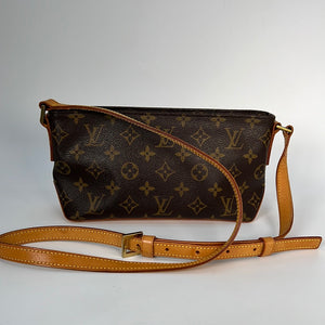 Vintage Louis Vuitton Monogram Canvas Trotter Crossbody Bag SD1011 020 –  KimmieBBags LLC