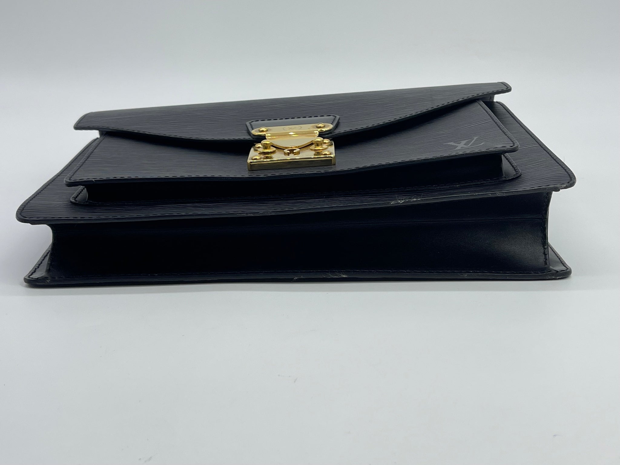 My Luxury bargain Louis Vuitton Blue Noir Epi Leather Monceau handbag 6 -  My Luxury Bargain