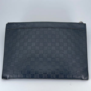 Sold Louis Vuitton Discovery Pochette PM used like new