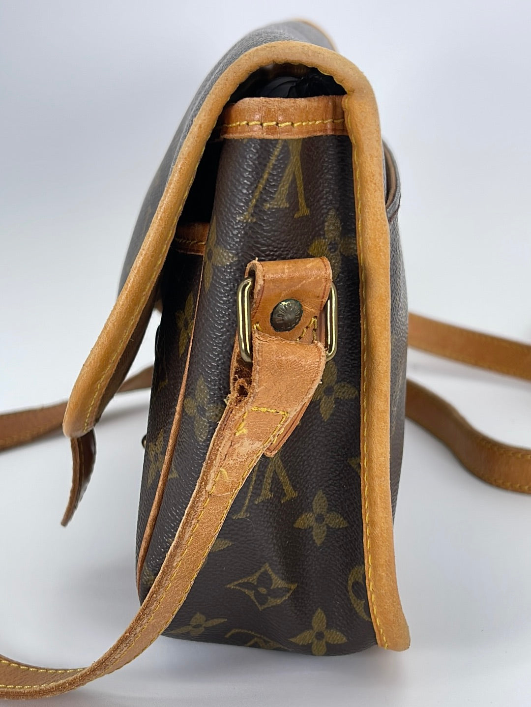Louis Vuitton Vintage Monogram Sac Gibeciere GM Messenger Bag - Brown  Crossbody Bags, Handbags - LOU703764