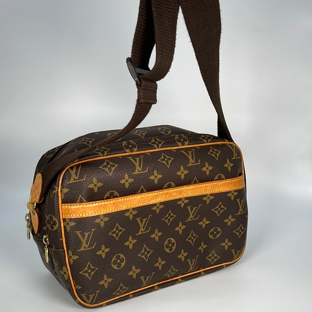 Reporter leather crossbody bag Louis Vuitton Brown in Leather - 22978034
