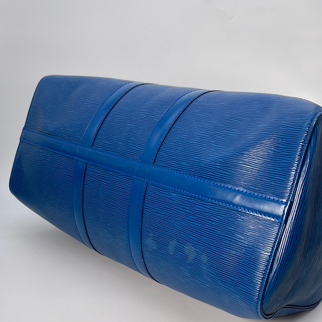 Vintage Louis Vuitton Keepall 55 Blue Epi Leather Duffel Bag VI0993 020923