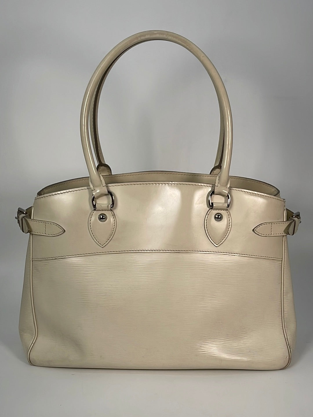 Preloved Louis Vuitton Passy GM Cream Shoulder Bag Tote Bag SN2027 011123