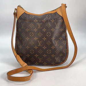 Louis Vuitton Favorite PM Monogram Canvas Crossbody Bag