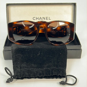 Preloved Chanel Tortoise Sunglasses with Dust Bag and Box 283 012823
