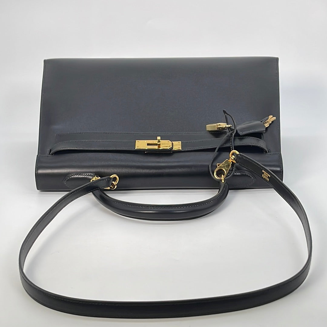 Sold at Auction: Hermes Style Leather Bag