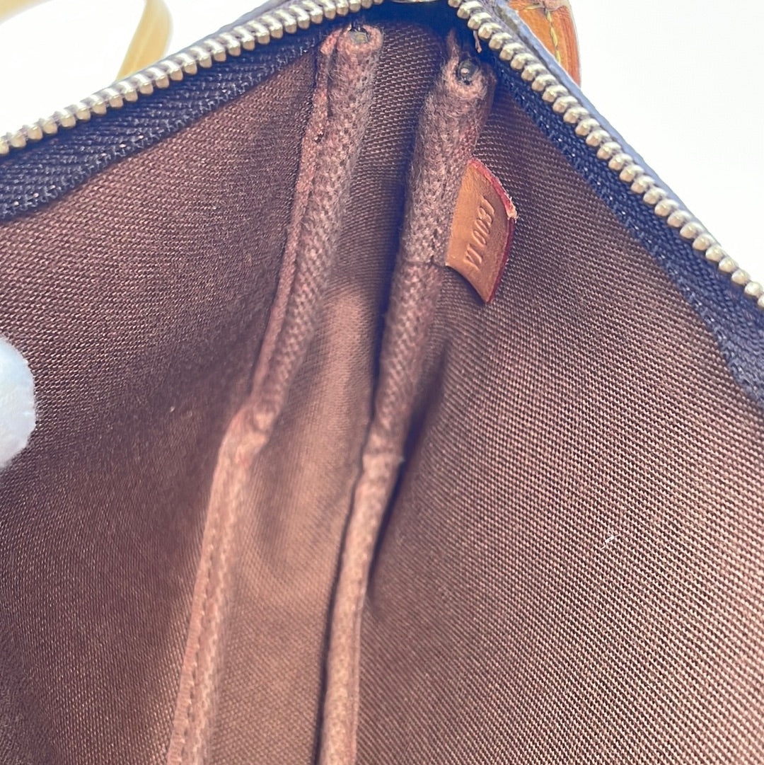 Preloved Louis Vuitton Monogram Fold Me Pouch Crossbody Bag 051823