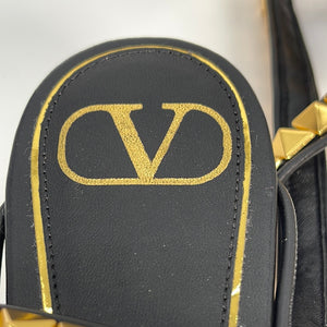 Preloved Valentino Rockstud Size 37 (7) No Limit Flat Sandels 294 020723 *** Lightening Deal Apr 18 ***