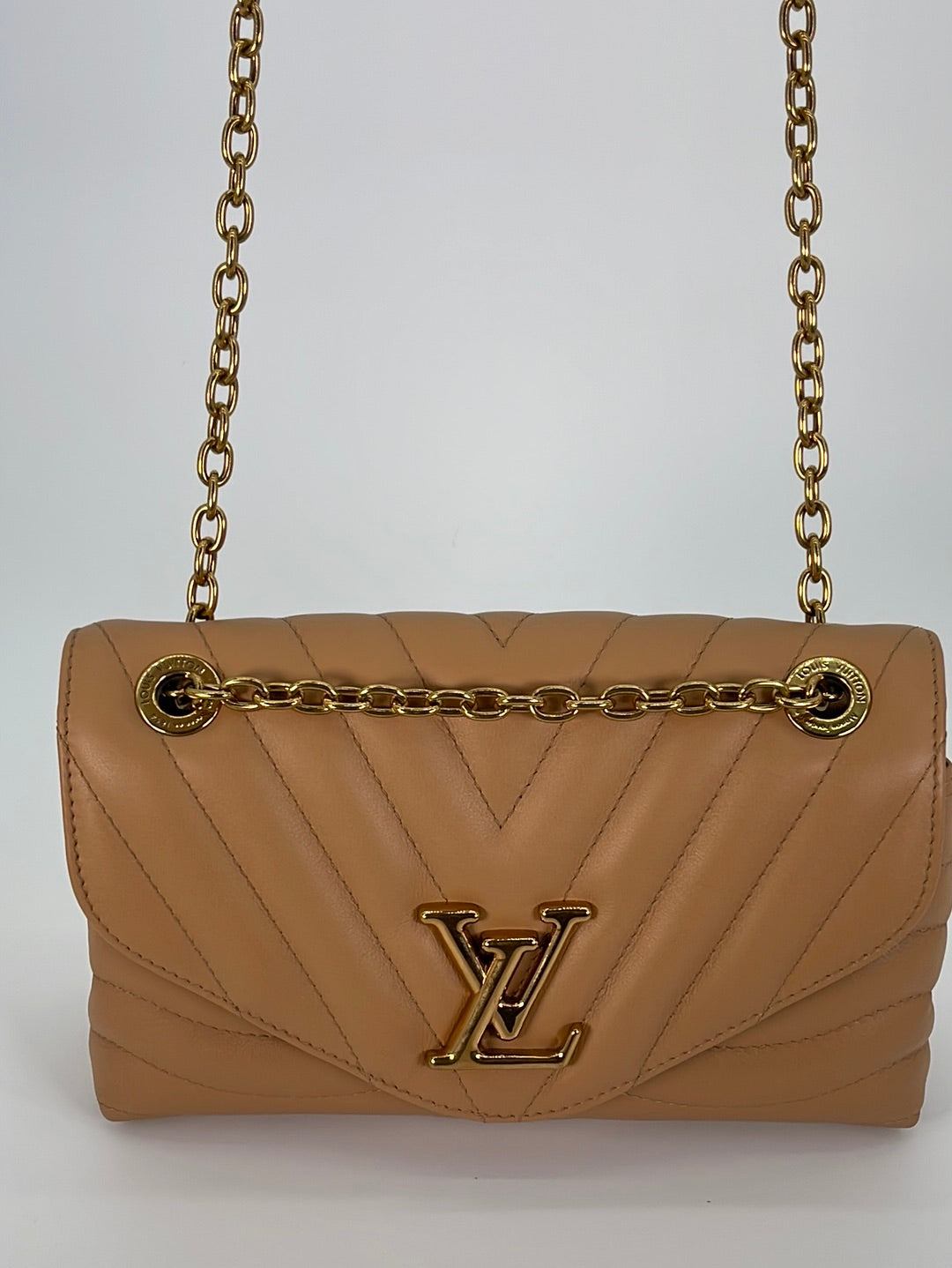 Preloved Louis Vuitton Biege Quilted Leather New Wave Chain Bag YWC88CD 030623