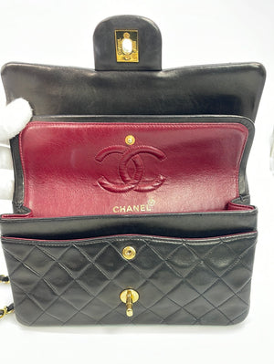 Vintage CHANEL Double Flap 23 Quilted CC Logo Black Lambskin Chain Bag 2835419 121522