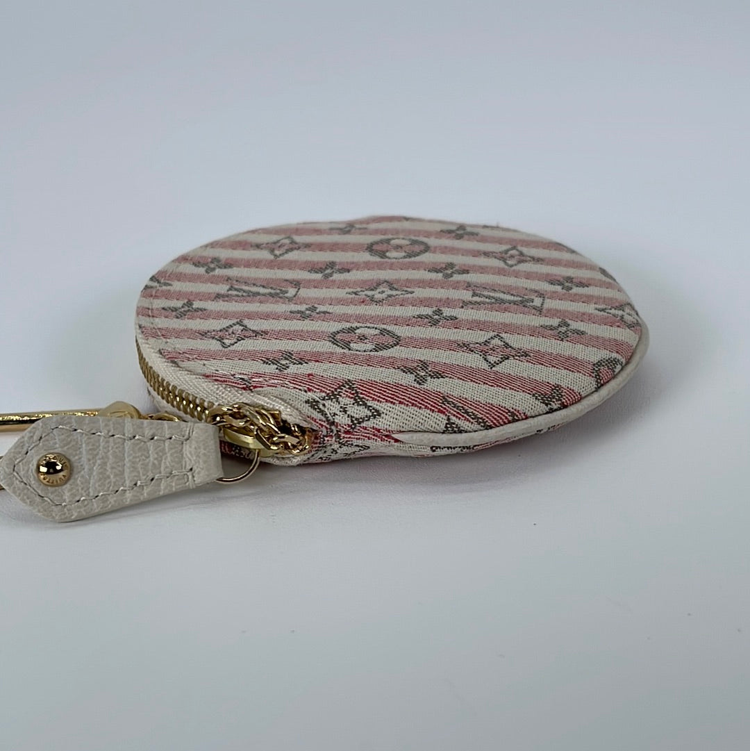Preloved Louis Vuitton White and Red Mini Lin Croisette Round Coin Purse CT3017 031123