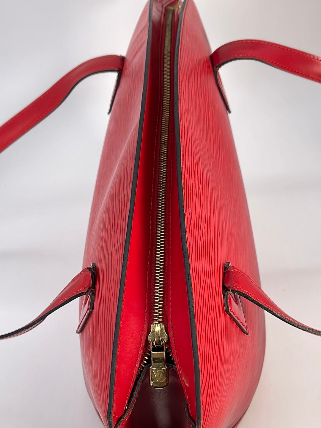 PRELOVED Louis Vuitton Saint Jacques GM Red Epi Leather Shoulder Bag A20954 022623