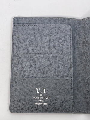Preloved Vintage Louis Vuitton Monogram Taiga Gray Passport Case