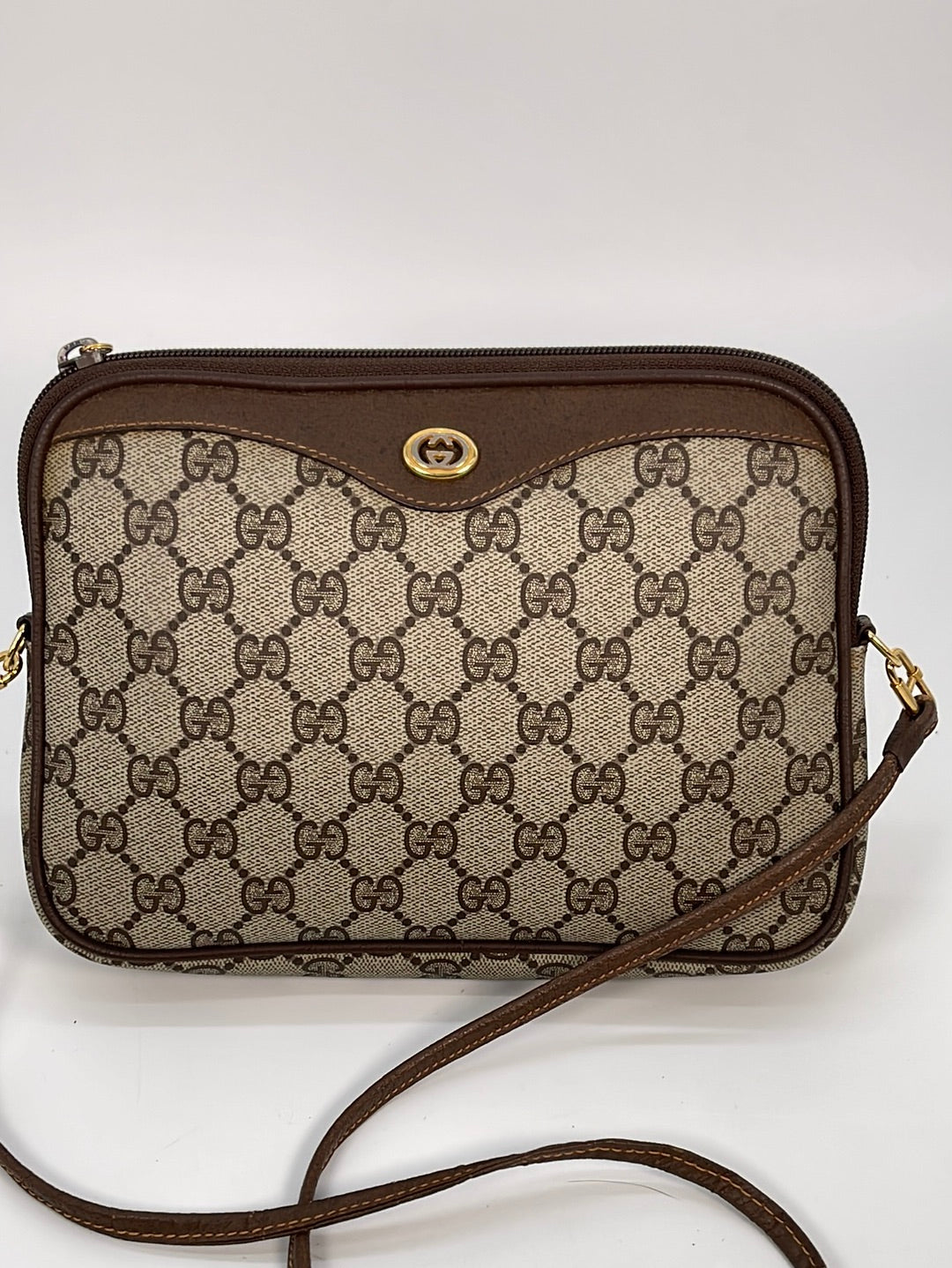 Vintage Gucci GG Supreme Shoulder Crossbody Bag 97.02.068 020123