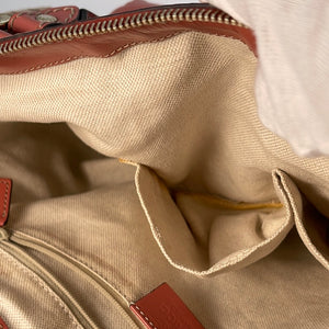 Preloved Gucci Beige Canvas Sukey Shoulder Bag with Coral Leather Trim 247902520981 033023