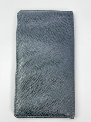 Preloved Louis Vuitton Green Taiga Leather Long Wallet VI0949 120822