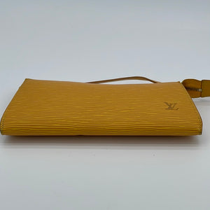 Vintage - Pre - Owned Louis Vuitton Bags for Men - Топы футболки louis  vuitton - StclaircomoShops