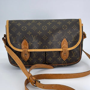 Preloved Louis Vuitton Monogram Gibciere MM Crossbody Bag AR0991 03112 –  KimmieBBags LLC