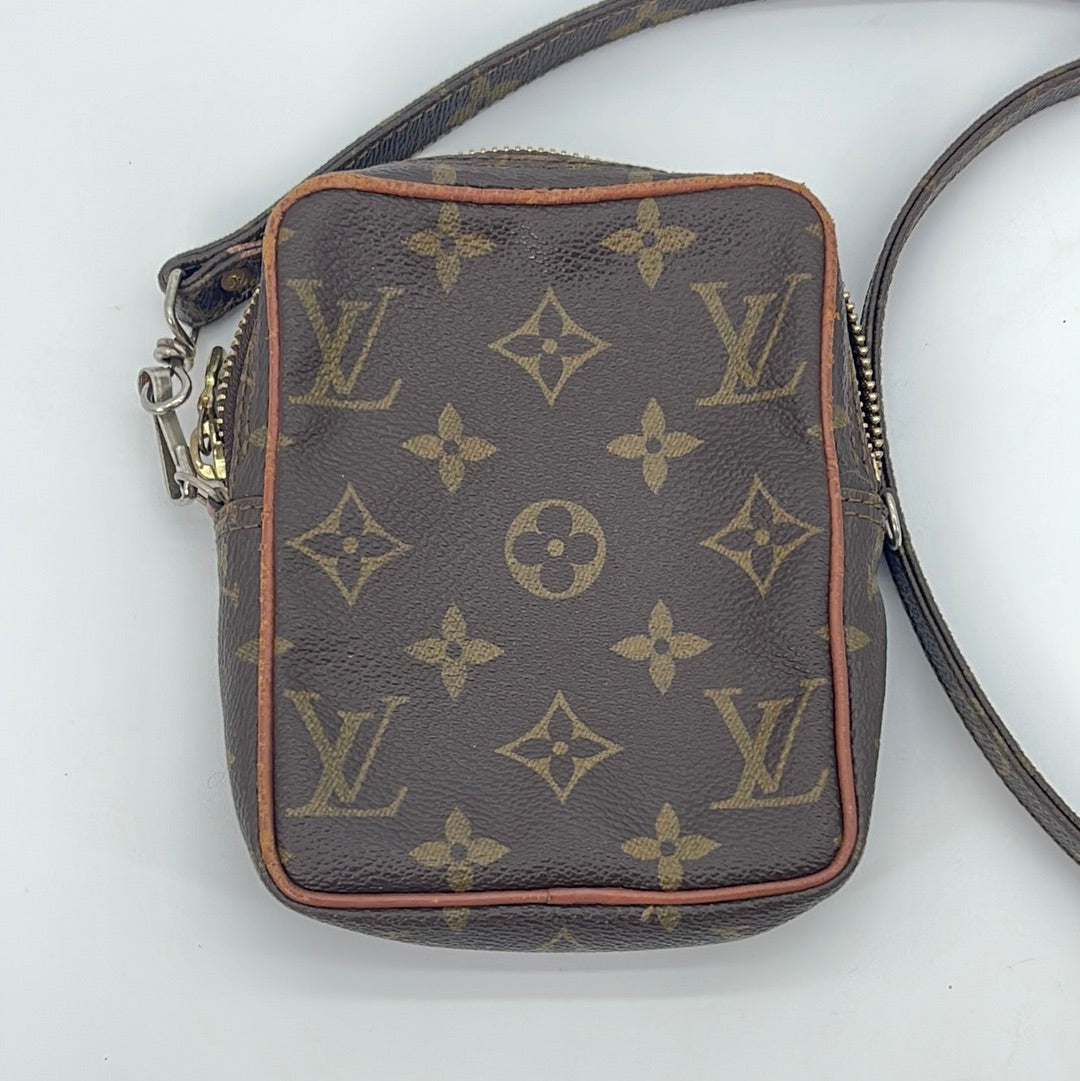 Preloved Rare Vintage Louis Vuitton Mini Danube Crossbody Bag 834
