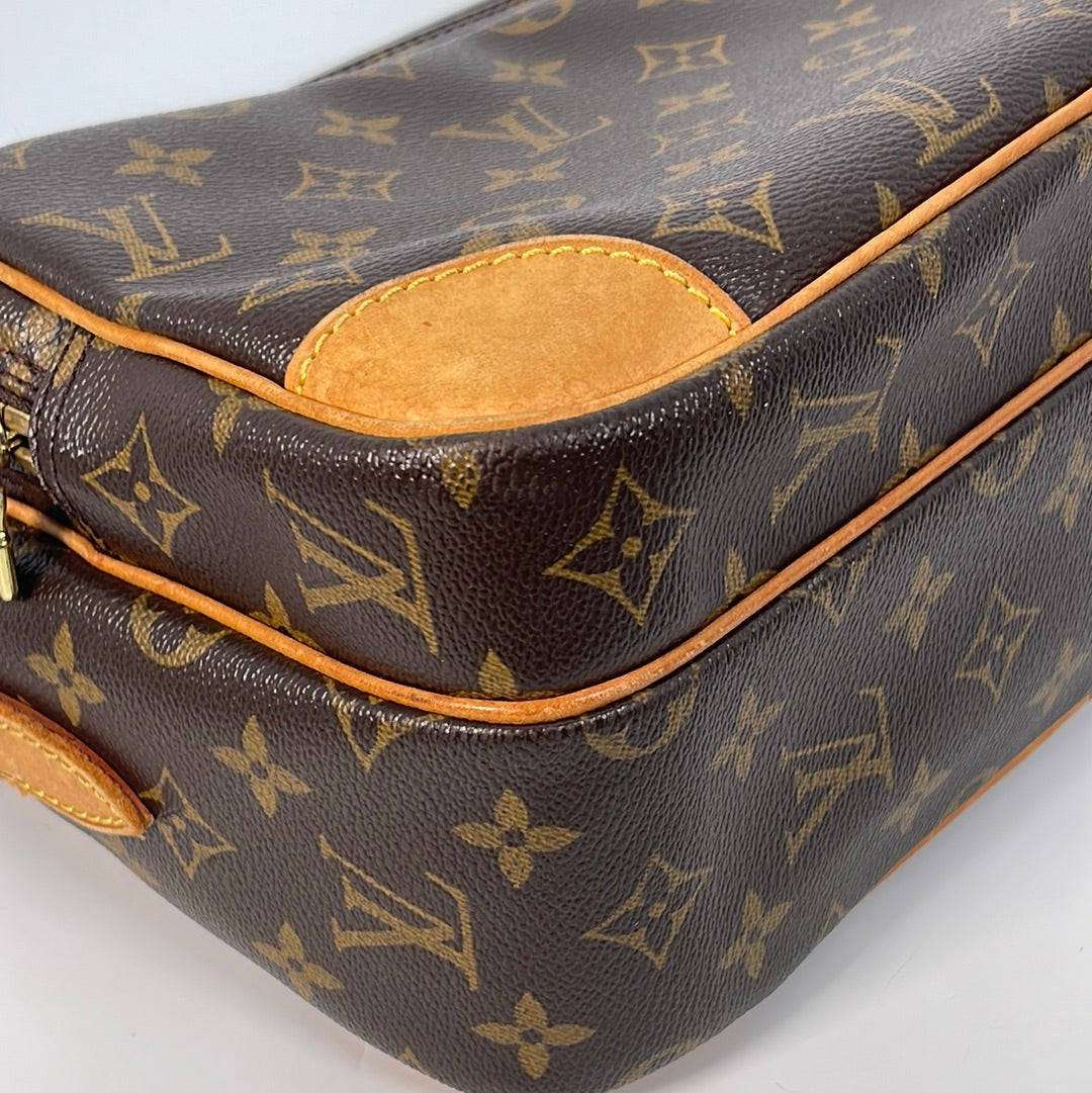 Vintage Louis Vuitton Nile Monogram Bag AR1002 022023