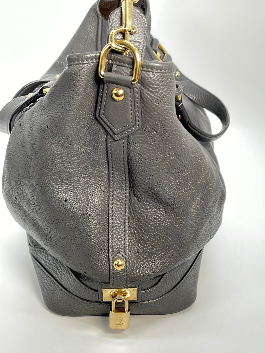 Preloved Louis Vuitton Laser Cut Monogram Grey Leather Stellar Handbag with Shoulder Strap XHKDH78 020123