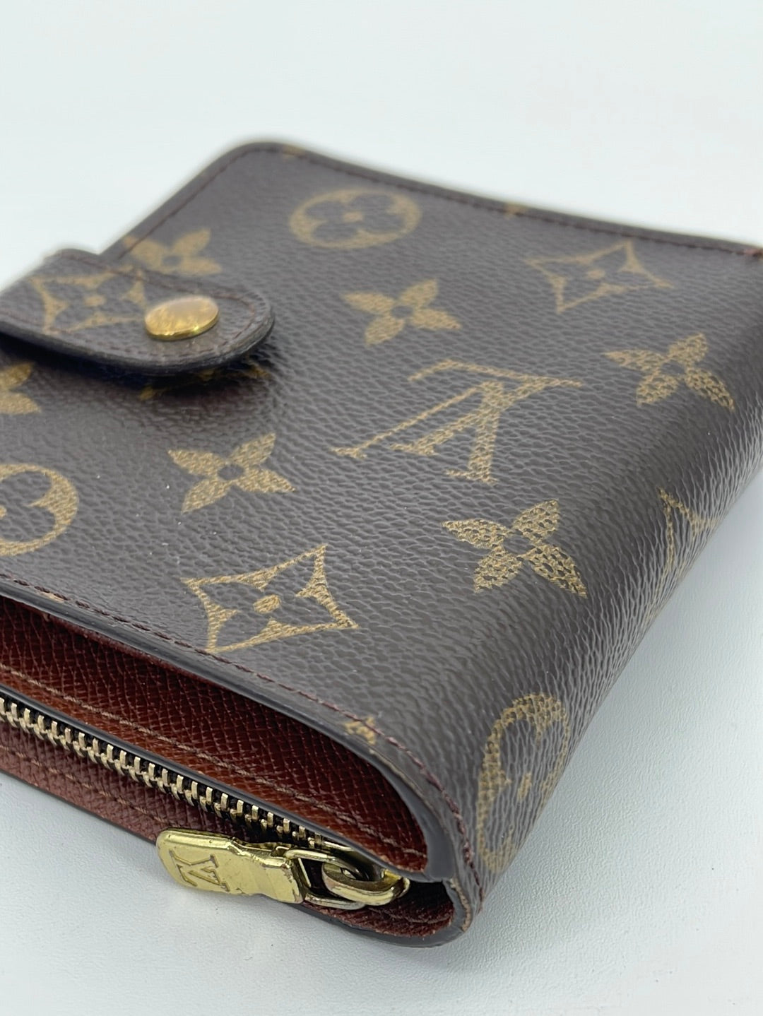 Louis Vuitton Compact Double V Wallet - LVLENKA Luxury Consignment