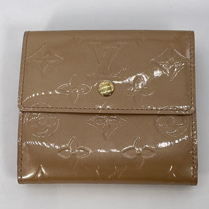 Preloved Louis Vuitton Biege Monogram Vernis Elise Trifold Wallet TH0076 022223