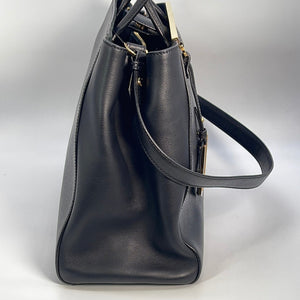 PRELOVED Fendi Black 2Jours Leather Shoulder Bag 8BH250D7E1382516 011423