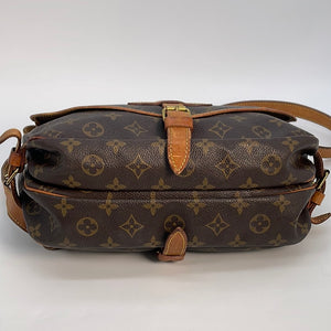 Preloved Louis Vuitton Monogram Saumur 30 Crossbody Bag AR1911 012623