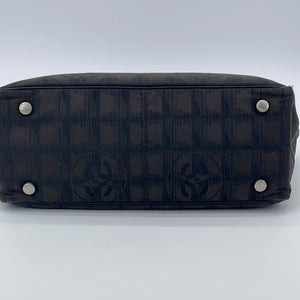 Preloved Vintage Chanel Black Patent Leather Resin Luxe Ligne Bowler Bag 12120522 100623