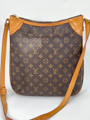Preloved Louis Vuitton Odeon MM Monogram Canvas Crossbody Bag
