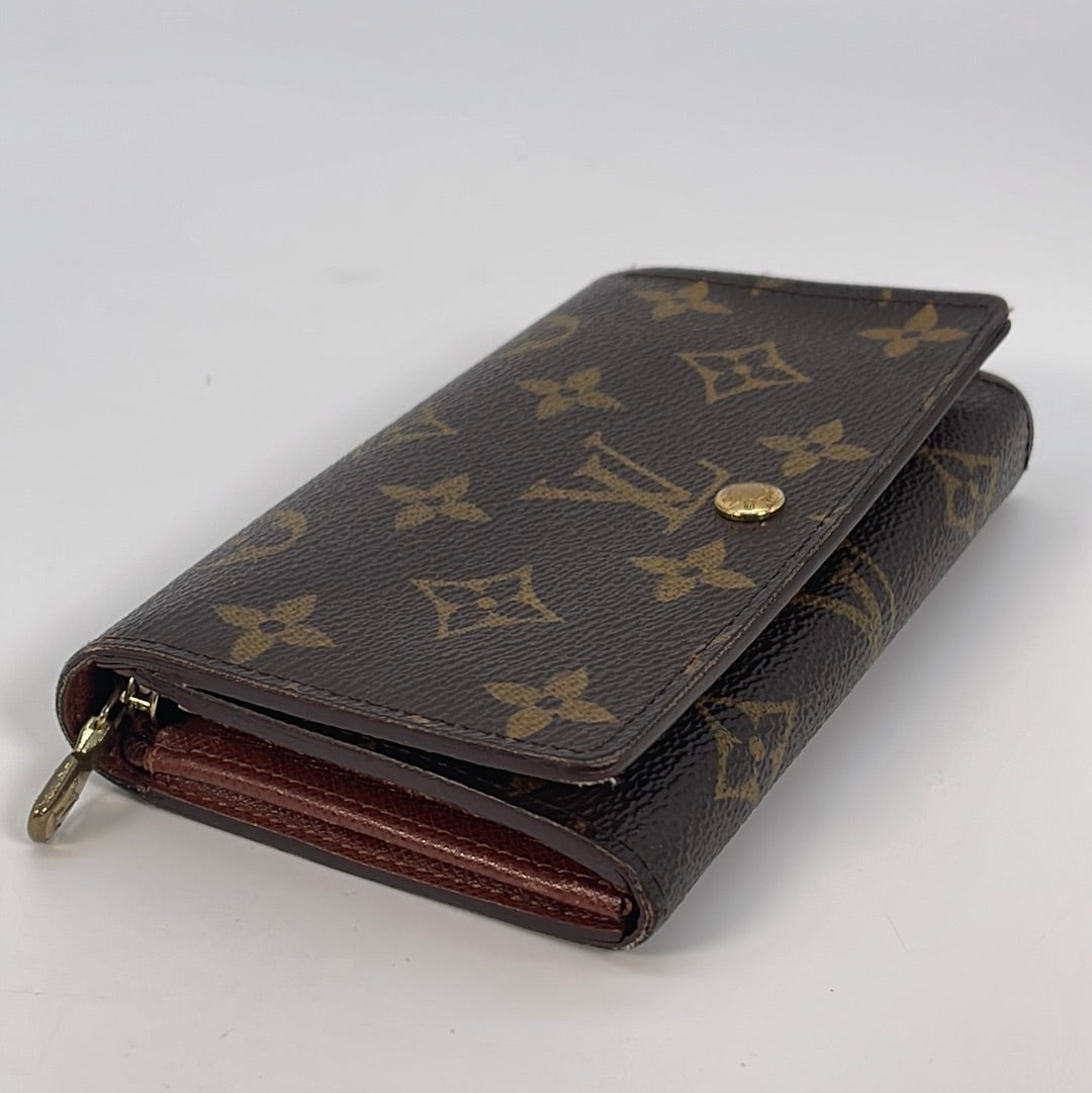Pre-Owned Louis Vuitton Breast Pocket Wallet - 21036665
