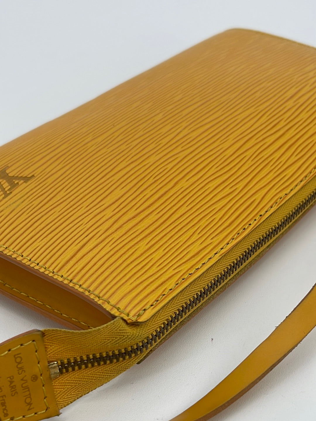 Preloved Louis Vuitton Orange Epi Leather Neverfull MM Tote Bag SR2153 –  KimmieBBags LLC