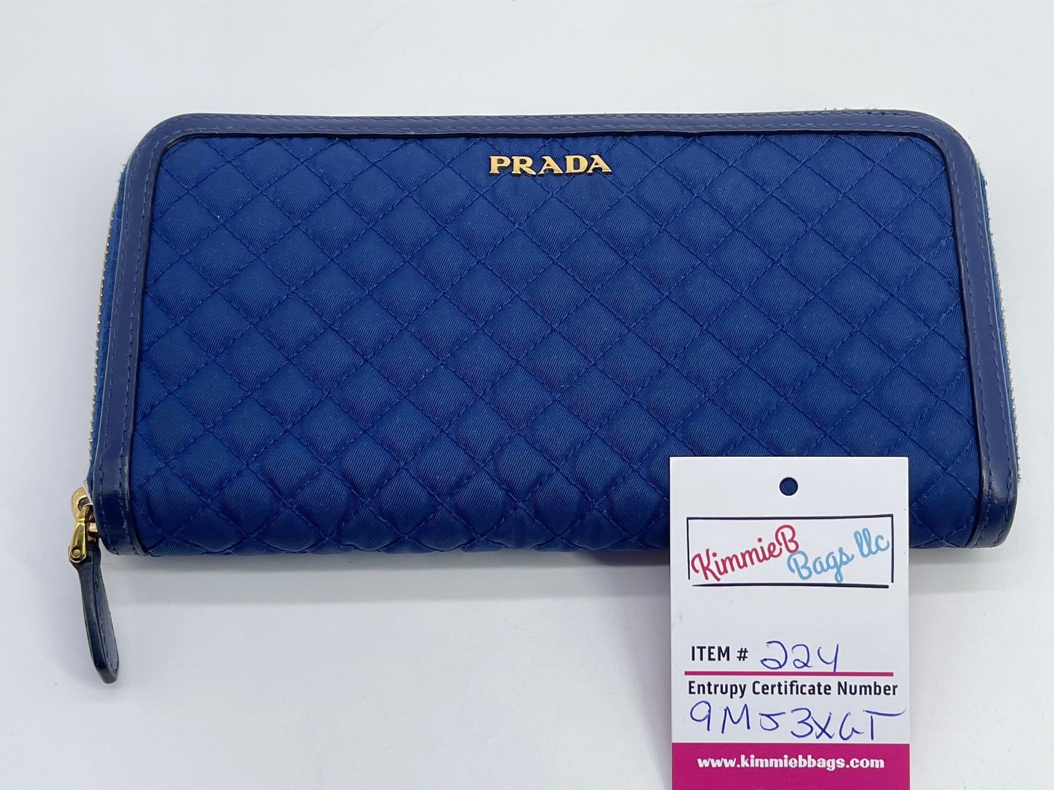 Prada quilted wristlet hot sale
